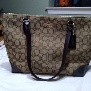 Coach Signature Ziptop Handbag
